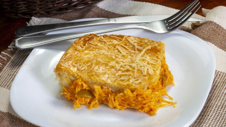 Receita de Escondidinho de fricassê - Temperos Prático