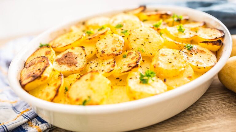 Receita de Batatas gratinadas - Temperos Prático